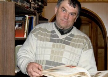 Iš kilmingos giminės kilęs buvęs Anykščių rajono tarybos narys Artūras Šajevičius iš protėvių paveldėjo gausią biblioteką. Vertingas knygas jis dovanoja bibliotekai, kad būtų prienamos visuomenei.