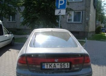 Kam priklausė „Mazda 626“, pareigūnai nustatė iš „Anykštos“ nuotraukoje užfiksuoto automobilio valstybinio numerio.