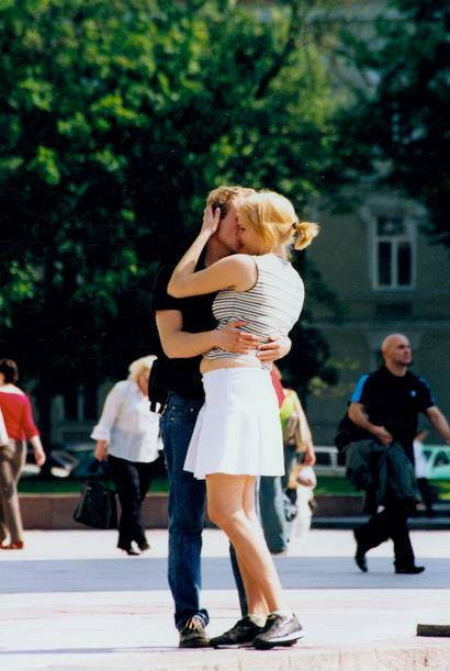 Jei pagrindinis šeimos maitintojas tampa neįgalus, gali sugriūti jo šeimos bei vaikų ateitis.