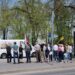 „Didžiojo Šeimos Gynimo Maršo 2021“ agitacinis autobusas buvo sustojęs Anykščiuose A.Baranausko aikštėje.