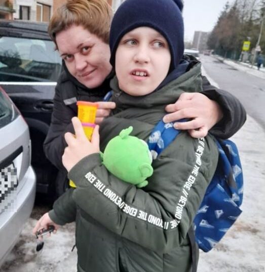 Sumokėti už tai, kad specialistė iš Vilniaus važinėtų į Anykščius padėti Gustui, reikėtų tūkstančio eurų per mėnesį.