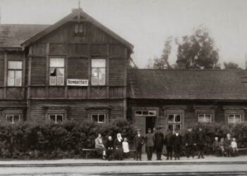 Trumbatiškio geležinkelio stotis apie 1928 – uosius metus. Jono LAGINAUSKO asm arch. nuotrauka