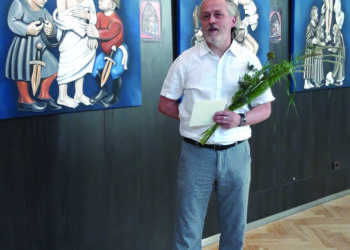 Menininkas, Anykščių rajono tarybos narys liberalas Kęstutis Indriūnas paveiksluose stengėsi kuo tiksliau atkartoti tautodailininko Rimanto Idzelio drožybos darbus.