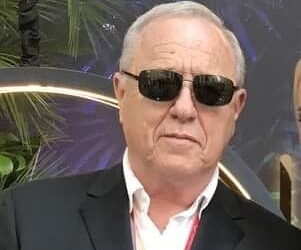Taip agentas 007 atrodė pasiųstas į Italiją ieškoti pagrobto paveikslo.