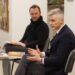 Istorijos mokslų daktarą, publicistą, rašytoją Aurimą Švedą (dešinėje) kalbino kultūrologas, anykštėnas Tomas Ivanauskas.		      Anykščių L. ir S. Didžiulių viešosios bibliotekos nuotr.