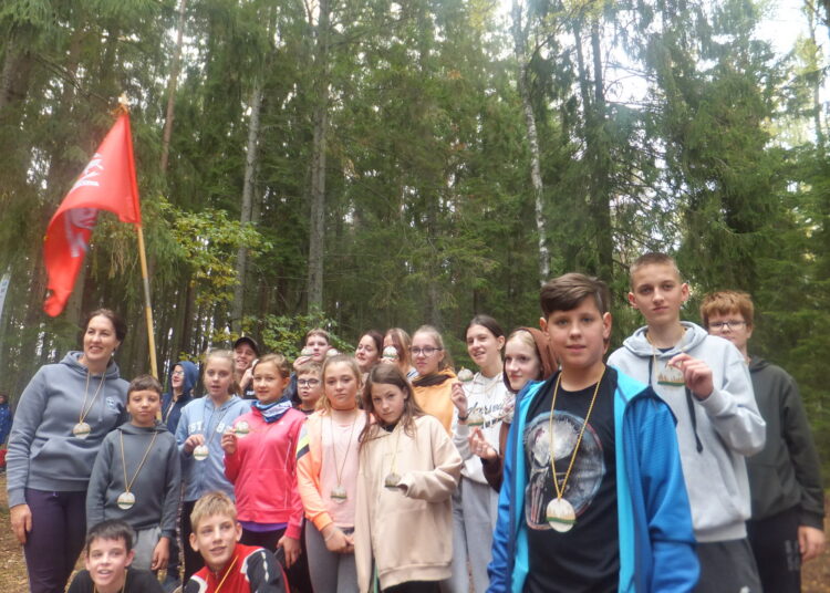 Gausiausia šiemet buvo Svėdasų Juozo Tumo-Vaižganto gimnazijos bėgikų komanda.