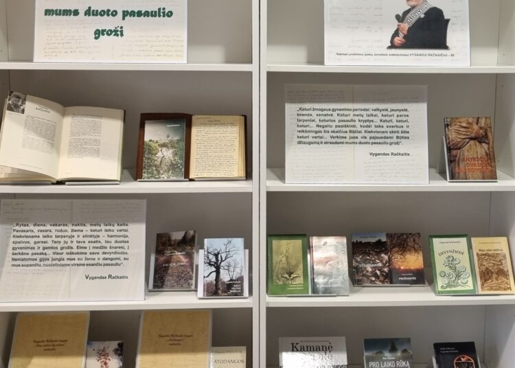 Paroda rašytojo Vygando Račkaičio 85-mečiui