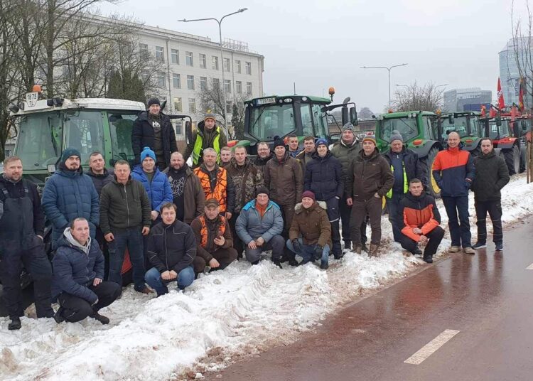 Anykščių rajono ūkininkų sąjungos nariai ir jų bendraminčiai vieningai susitelkė, siekdami konkrečių tikslų.