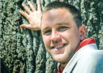 Ką jaučia Marius Lucka, prisilietęs prie šimtamečio ąžuolo?