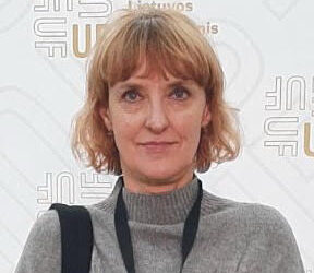 Anykščių rajono vyriausioji  architektė Daiva Gasiūnienė teigė, jog AB „Kelių priežiūra“ pradėjo įsiklausyti į anykštėnų pastabas.