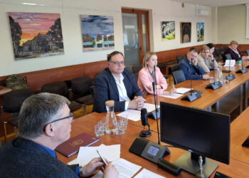 Anykščių rajono savivaldybės Turizmo komisija informuota, kad pernai Anykščių rajone žymiai sumažėjo atvykstančių turistų.