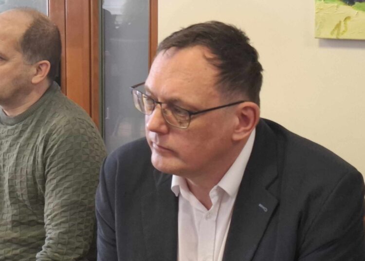 Anykščių turizmo ir verslo informacijos centro direktorius Udrius Armalis sakė, kad į savaitgalį mieste vykusią mugę mažiau prekybininkų buvo pakviesta dėl to, kad „visi būtų patenkinti“.
