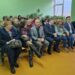 Bibliotekininkė Ramunė Vileniškienė  (pirmoje eilėje antra iš kairės) yra Kęstučio Tubio partinė pavaduotoja. Ji nuolat lydi merą, vykstantį į susitikimus su rinkėjais.