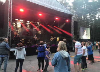 Lietuvos kultūros taryba tradiciniam Anykščiuose vykstančiam kultūros festivaliui „Purpurinis vakaras“ skyrė 30 tūkstančių eurų.
