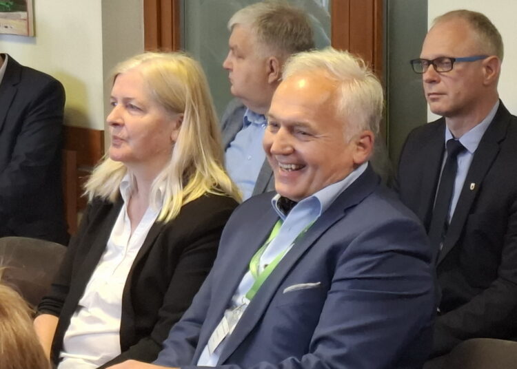 Anykščių ligoninės direktorius Dalius Drunga negalėjo atsakyti, kodėl pernai Anykščių ligoninėje mirė 200 pacientų.