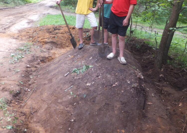 Didysis akmuo atvėrė savo didžią paslaptį...