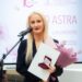Kavarsko pagrindinės mokyklos-daugiafunkcio centro bibliotekininkė Eglė Djačenko sakė, kad „Ad astra“ apdovanojimas – paskata dirbti dar aktyviau.     
Panevėžio apskrities Gabrielės Petkevičaitės-Bitės viešosios bibliotekos nuotr.