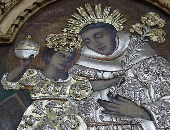 Stebuklingomis galiomis garsėjantis Šv. Antano paveikslas Troškūnų bažnyčioje. Autoriaus nuotr.