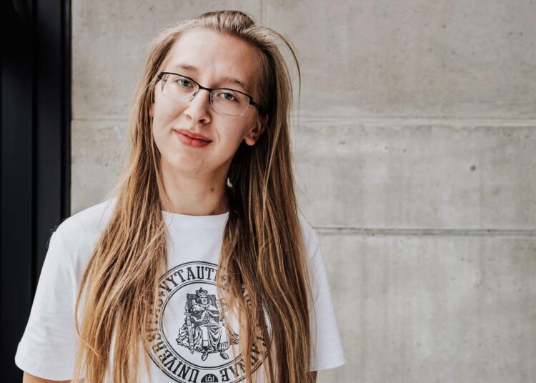 Anykščių L. ir S. Didžiulių viešosios bibliotekos projektų vadovė Severina Šeštokaitė įsitikinusi, kad žmogus nėra sutvertas dirbti tik vienoje srityje. Tuo ji pati vadovaujasi.