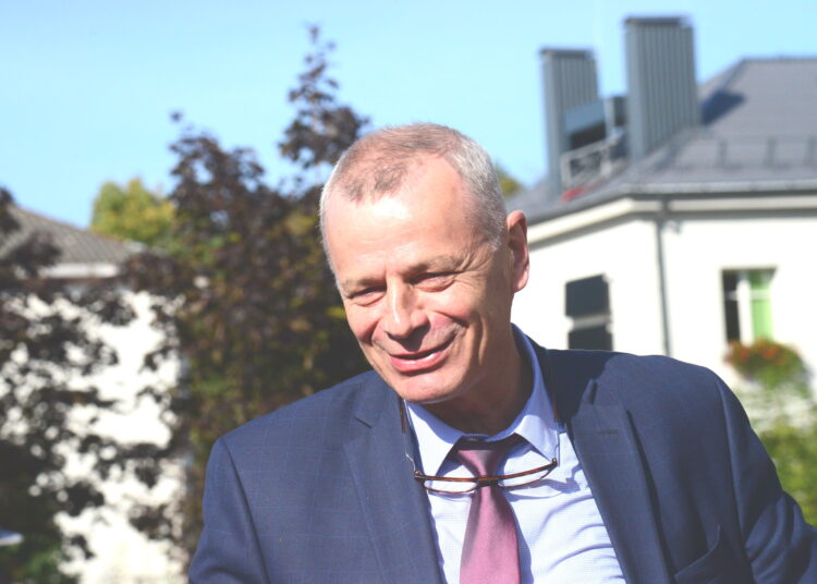 Buvęs Elmininkų bandymų stoties-eksperimentinio ūkio direktorius, buvęs verslininkas, buvęs savivaldybės administracijos Žemės ūkio skyriaus vedėjas Virmantas Velikonis sako, kad Anykščiams vertingesnis būtų dar vienas SPA nei kurorto statusas.