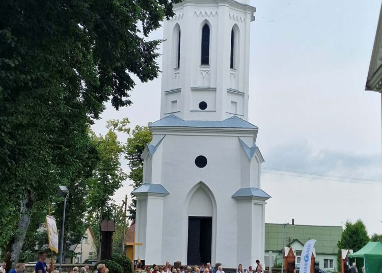 Nuo šiol svėdasiškiai valandas galės pasitikrinti klausydami bažnyčios varpų.